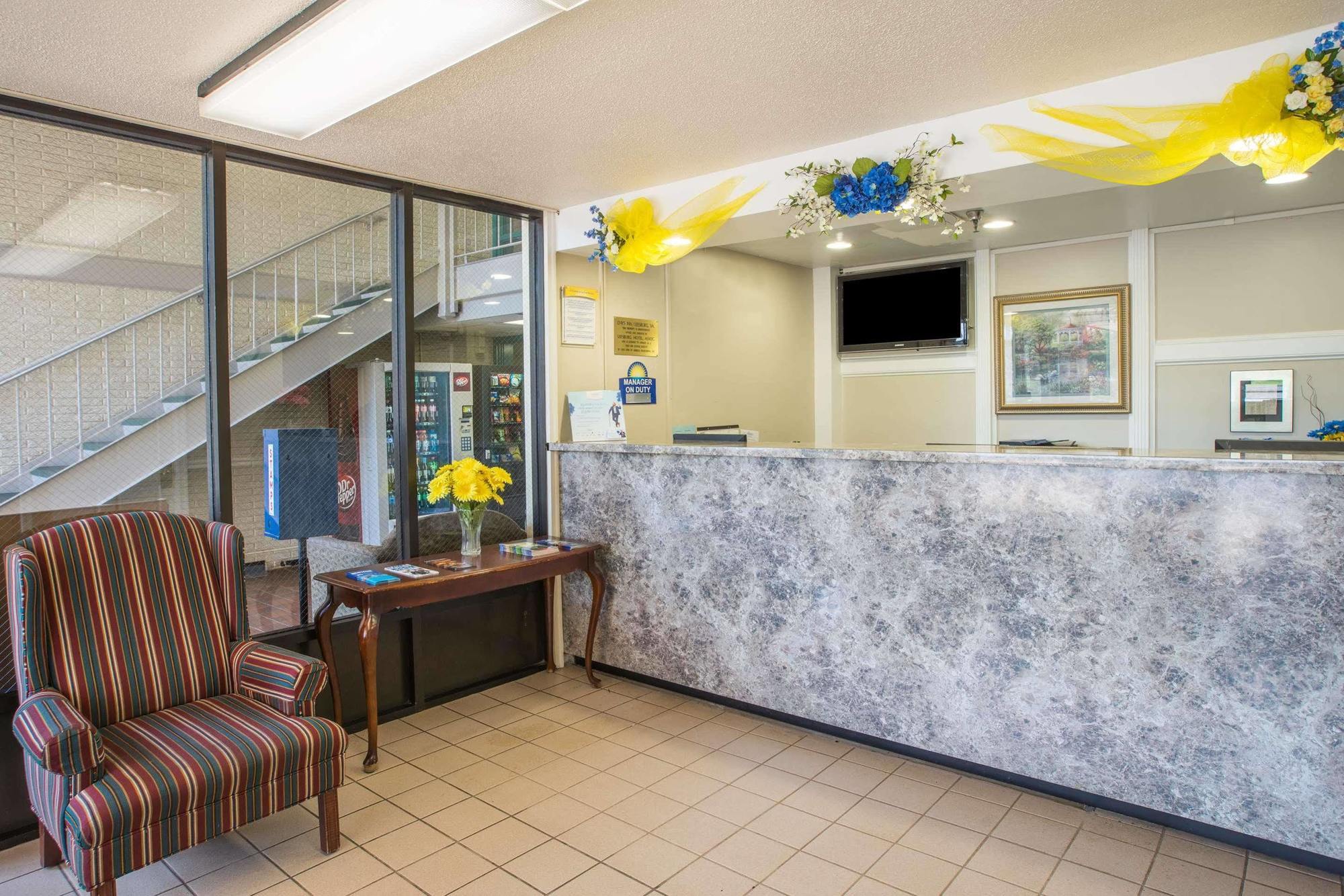 Red Roof Inn Leesburg, Va Екстериор снимка