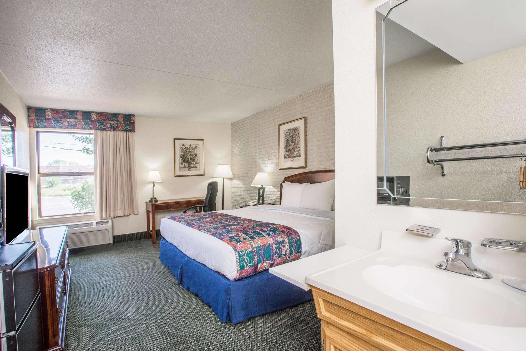 Red Roof Inn Leesburg, Va Екстериор снимка